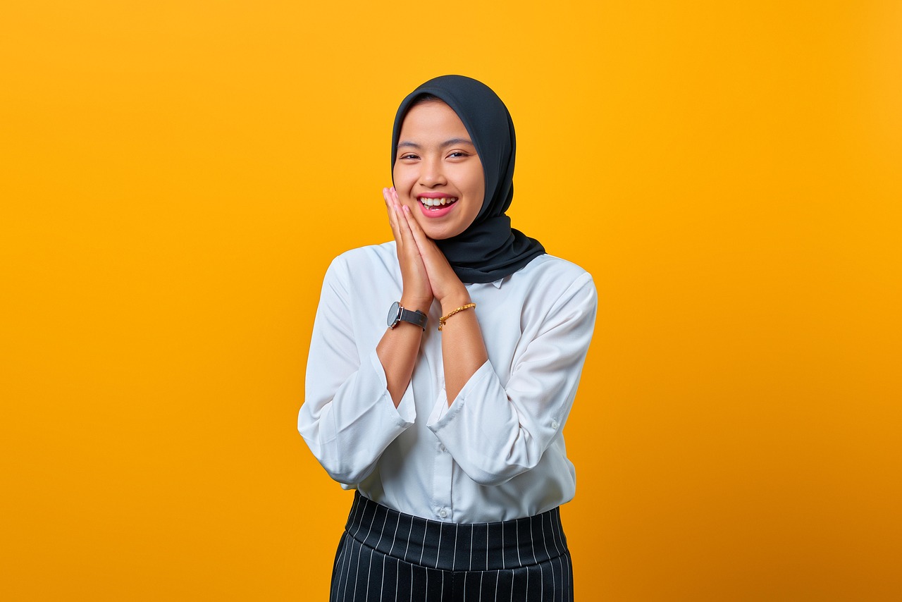 Solar energy installation happy client providing positive feedback